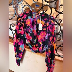 JODIFL Vibrant Abstract Print Blouse